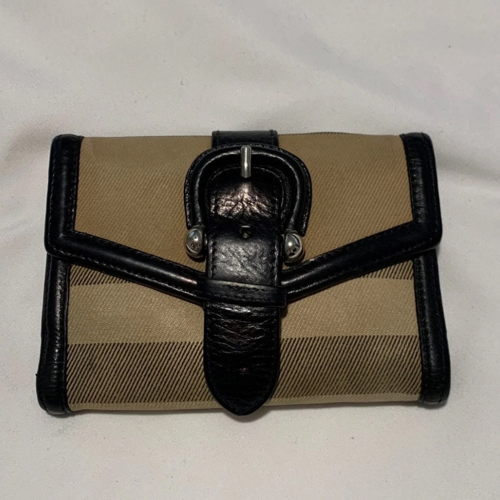 Burberry wallet